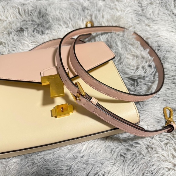 Elegant Two-Tone Leather Handbag